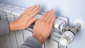 Батареї в квартирах поки холодні. Чекаємо тепла