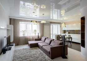 Переваги натяжної стелі в порівнянні зі звичайним