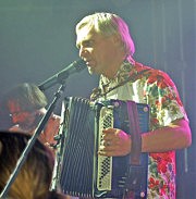 Олег Скрипка. «Вечерницы» на морвокзале