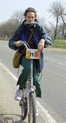 Евгению Мысливцеву под музыку губной гармошки ехать сподручнее