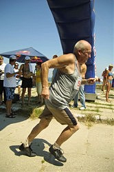 Виктор Ломовцев принял эстафету от Анатолия Наклевкина последним, но тоже стал победителем