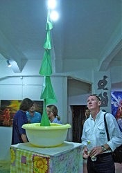 Работы молодых художников в «Чайной фабрике»