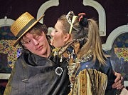 Маша Ткаченко в роли Принцессы и  Коля Сыняк в роли Свинопаса