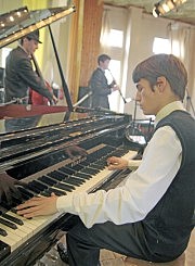 Лауреат диплома второй степени Владислав Аграмаков (ДШИ №5)