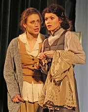 Настя и Ольга — актрисы Ольга Салтыкова и Елена Ященко