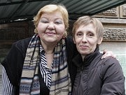 Среди участников праздника актриса Русского театра Ирина Токарчук и актриса комик-театра «Каламбур» Татьяна Иванова