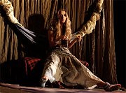 Наталья Иванская в сцене из спектакля