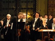 На сцене Назарий Пилатюк и Хобарт Эрл