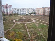 Пока это лишь проект. А как здорово было бы прогуляться по настоящему микрорайонному саду...