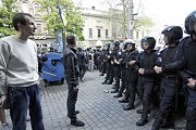 Противостояние на Греческой площади...