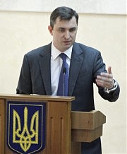 На трибуне — Игорь Билоус