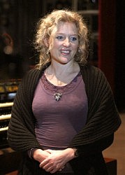 Сюзанне Курц на пресс-конференции в театре