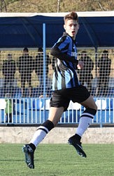 Лидер атак «моряков» Андрей Штогрин. В предыдущем матча он отметился дублем. А вот «фармацевтам» под руководством Владислава Зубкова удалось его сдержать