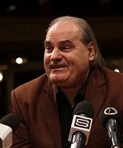 Леонид Бутенко, главный хормейстер театра заслуженный деятель искусств Украины