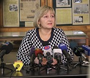 Директор музея Людмила Бондаренко на встрече с журналистами