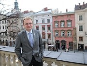 Мэр Львова на балконе Ратуши