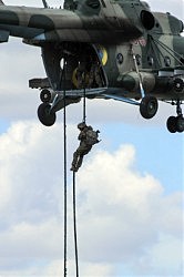 Беспарашютное десантирование с помощью системы «Адаптер М-1»