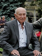 Аркадий Хасин