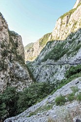 Самый глубокий каньон Европы глубиной около 1200 м