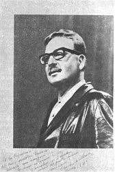 Портрет Сальвадора Альенде, подаренный экипажу теплохода вдовой президента Чили