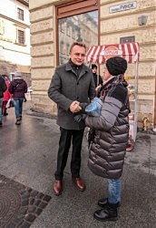 Мэр Львова Андрей Садовой общается с Галиной Владимирской