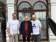 Слева направо Меэлис Кубитц, Гия Канчели и Николоз Рахвели