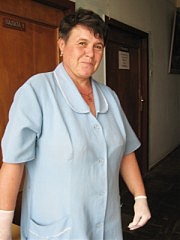 На все руки мастер санитарка Сильва Дмитриева