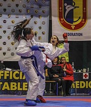 Атакует Анна Чеголя