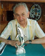 Ю. П. Зайцев — обладатель почетной награды «Серебряный дельфин»