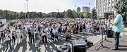 Первым на митинге слово предоставили знаменитому одесскому пианисту Алексею Ботвинову