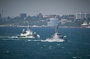 Военные катера в Одесском заливе