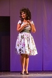 Нелли (народная артистка Украины Вера Ревенко)