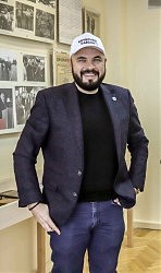 Фирменна кепка «Вечерней Одессы» — традиционный подарок гостю