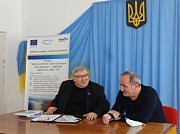 Юрий Геращенко (слева) и голова Вилковской ОТГ Матвей Иванов