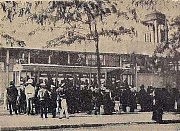 Отправление первого трамвая. Фото из «Одесских новостей» за сентябрь 1910 г.