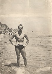 Мог и в спорте сделать карьеру