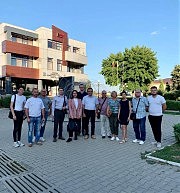 Исакча. Фото на память с Анастасе Морару (в центре) и Ананием Ивановым (второй справа)