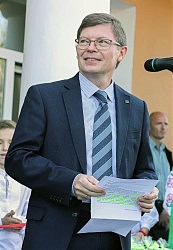 Приветствие заместителя председателя Представительства ЕС в Украине Реми Дюфло