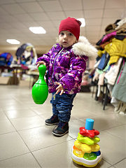 Таким маленьким детям пришлось стать беженцами