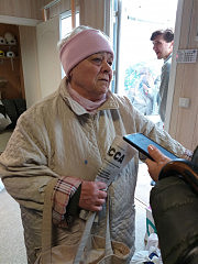 Ольга Митрофановна — переселенка из Донбасса, свежему номеру «Вечерней Одессы» она тоже обрадовалась