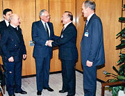 Фото з далекого 1994 року. Другий справа — Ю. Б. Крук