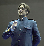 Леонид Шошин в партии Пинкертона