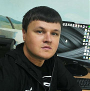 Роман Єсарєв