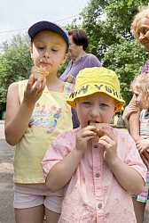 Бесплатное мороженое для всех желающих
