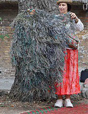 Маскувальна накидка майстрині Ольги Бурлаки