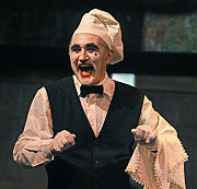 Александр Бабий не произносит ни слова, но выразителен в любом образе