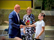 Геннадій Труханов привітав Никиту Геруса з виходом книги «Що таке для мене мир»