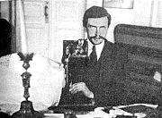 О. Я. Орлов — автофото з дзеркалом