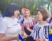 На фестиваль завітала Майя Санду (праворуч), з нею розмовляє Ірина Солотинська