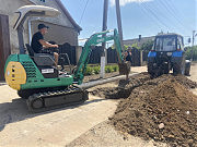 Влітку в селі Старокозаче йшли роботи з заміни водопровідної мережі по вулиці Миру. Загалом у 2025 році заплановано провести заміну близько 6000 метрів водопровідної мережі в населених пунктах громади